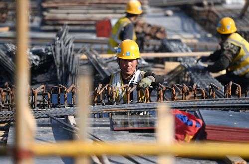 中建八局的众多建设工人坚守在国家会展中心(天津)二期工程施工现场